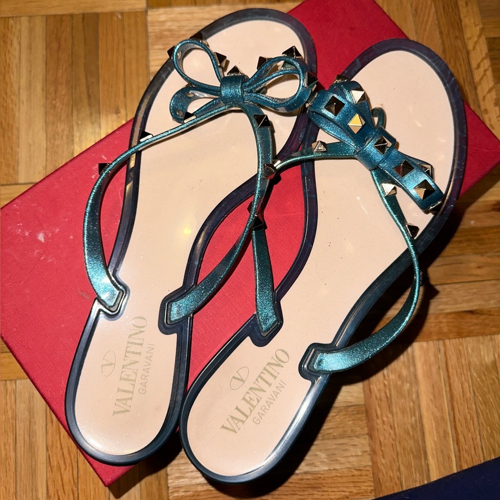 Valentino Jelly Rockstud Flip Flops 41